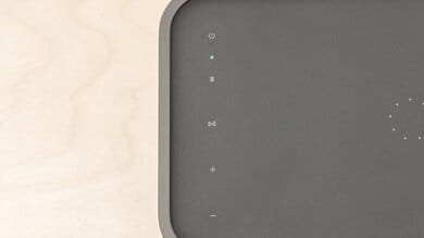 Bang & Olufsen Beolit 20 Controls 1